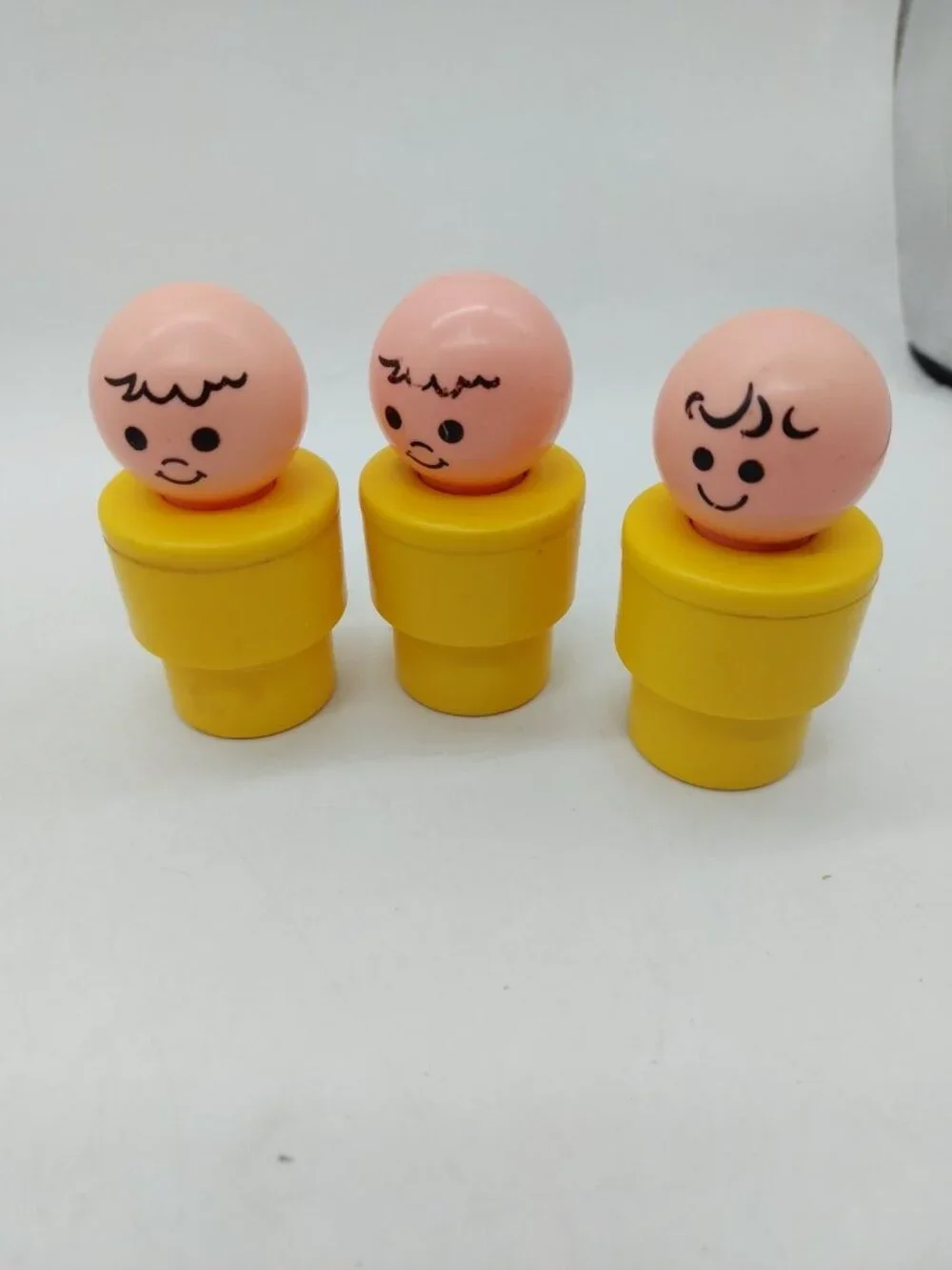 Fisher Price 1974 Person Jumbo Little People Yellow Figure Read Lot of 3